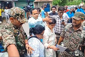 | Photo: PTI : Kolkata doctor murder case: CBI meets victim's family